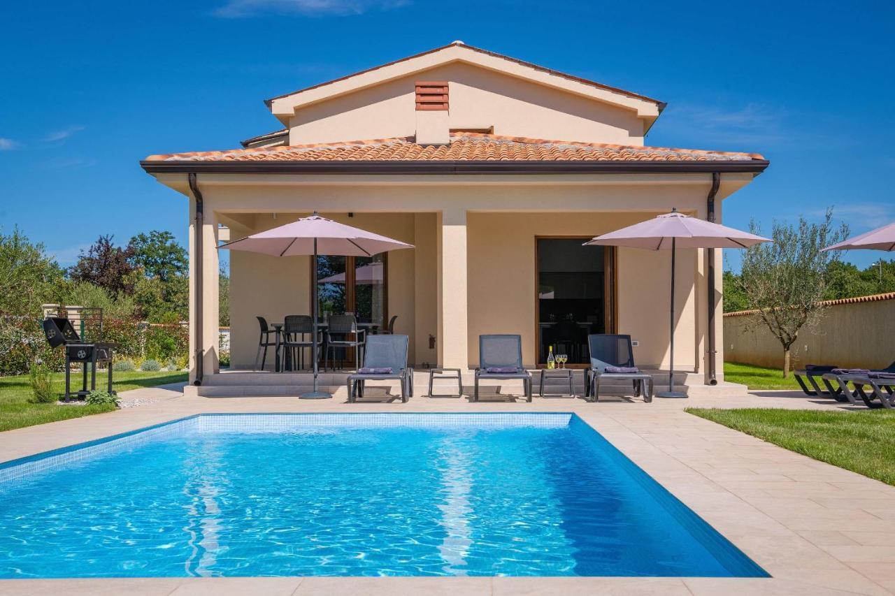 Holiday House Luca Poreč Dış mekan fotoğraf