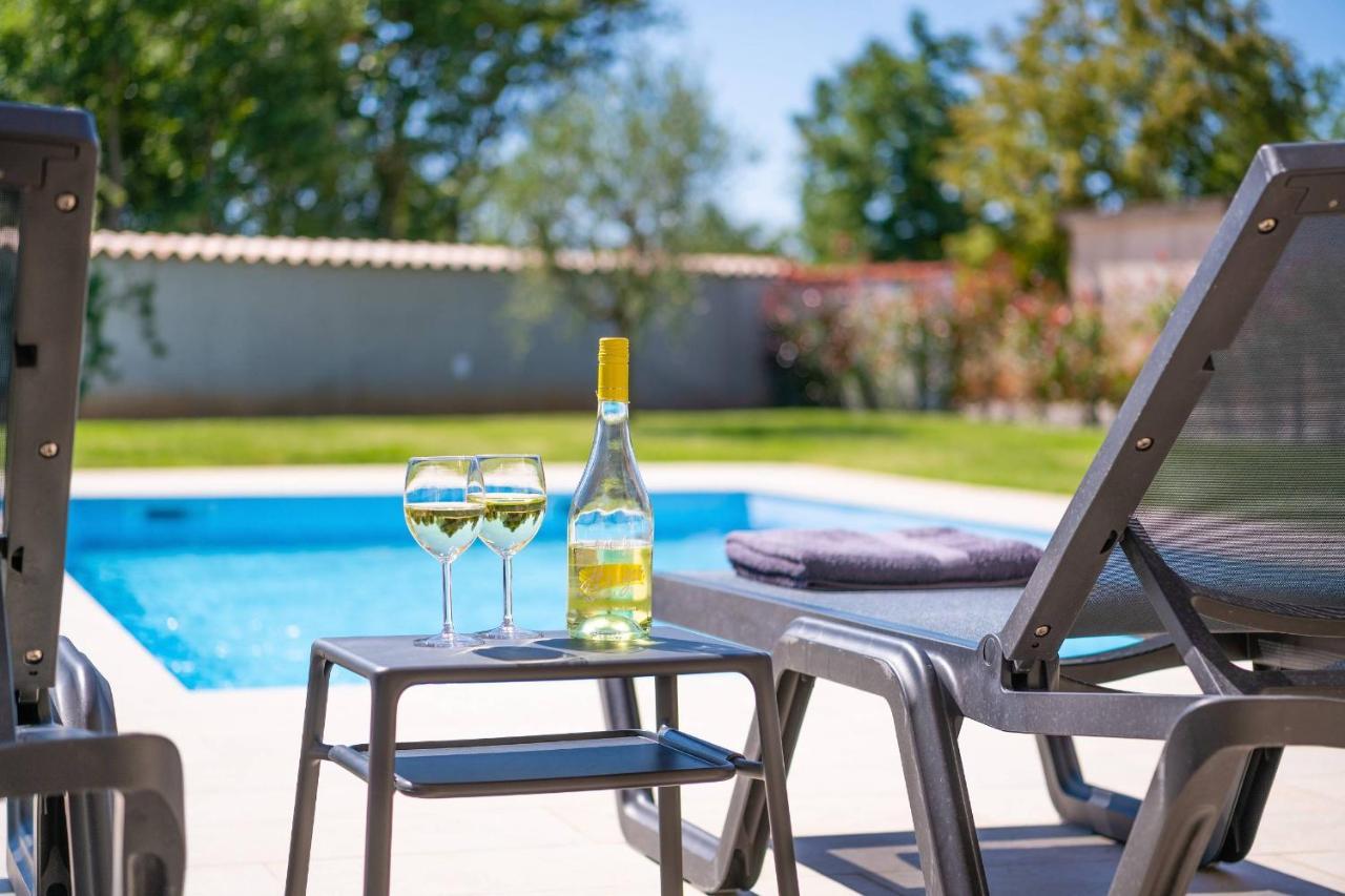 Holiday House Luca Poreč Dış mekan fotoğraf